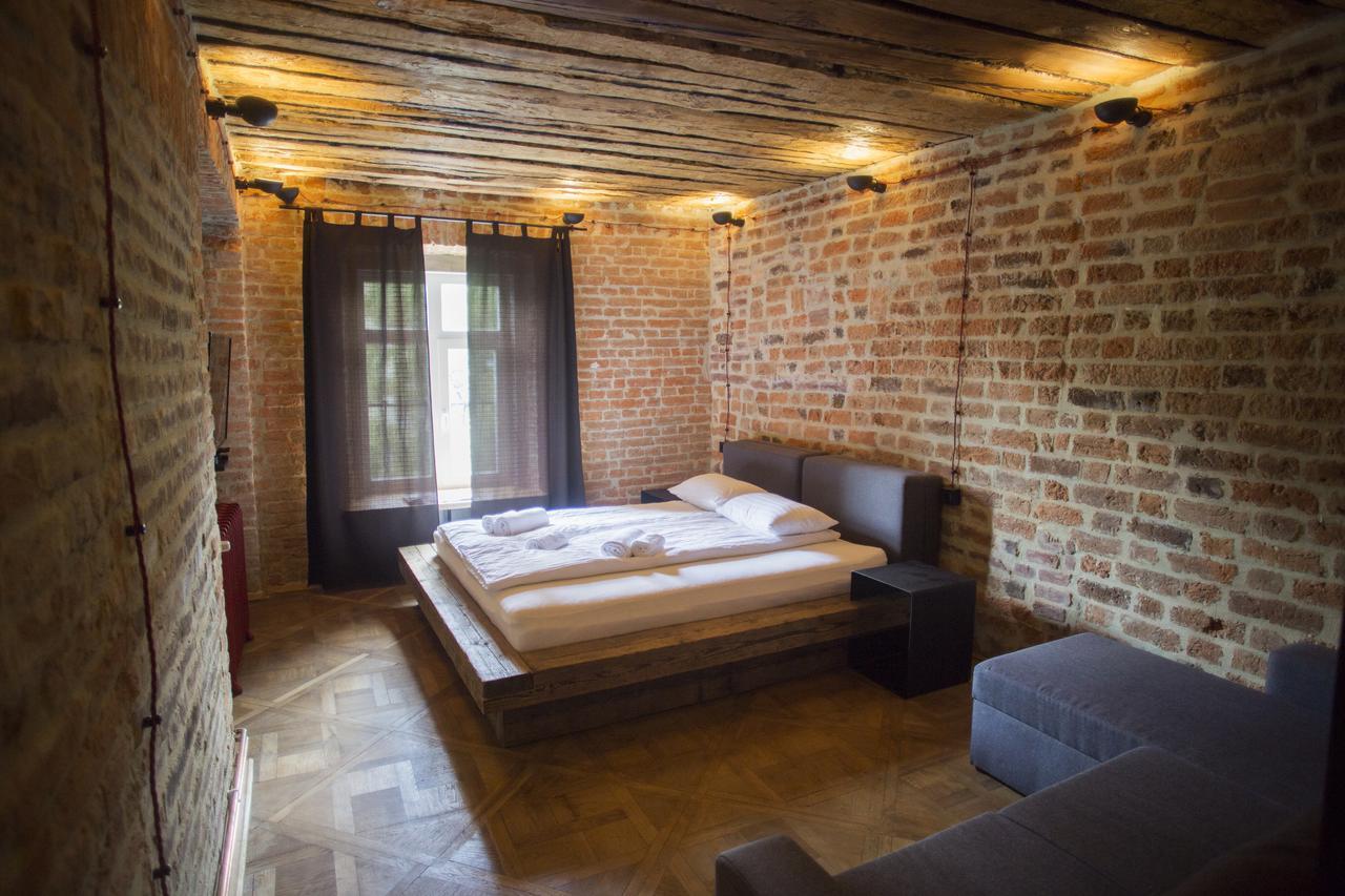 Vysoka Khata1 Lviv Extérieur photo